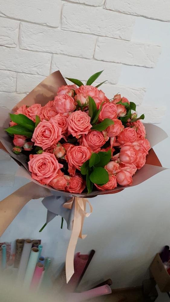 Букет цветов из: Розы в Тирлянский