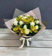 Букет цветов из:  Орхидеи и Розы #REPLACE_PRED# Тирлянский