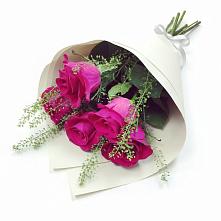 Букет цветов из:  Розы #REPLACE_PRED# Тирлянский