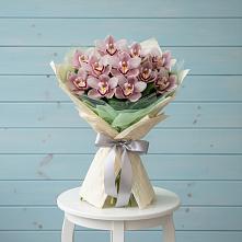 Букет цветов из:  Орхидеи и Розы в Тирлянский