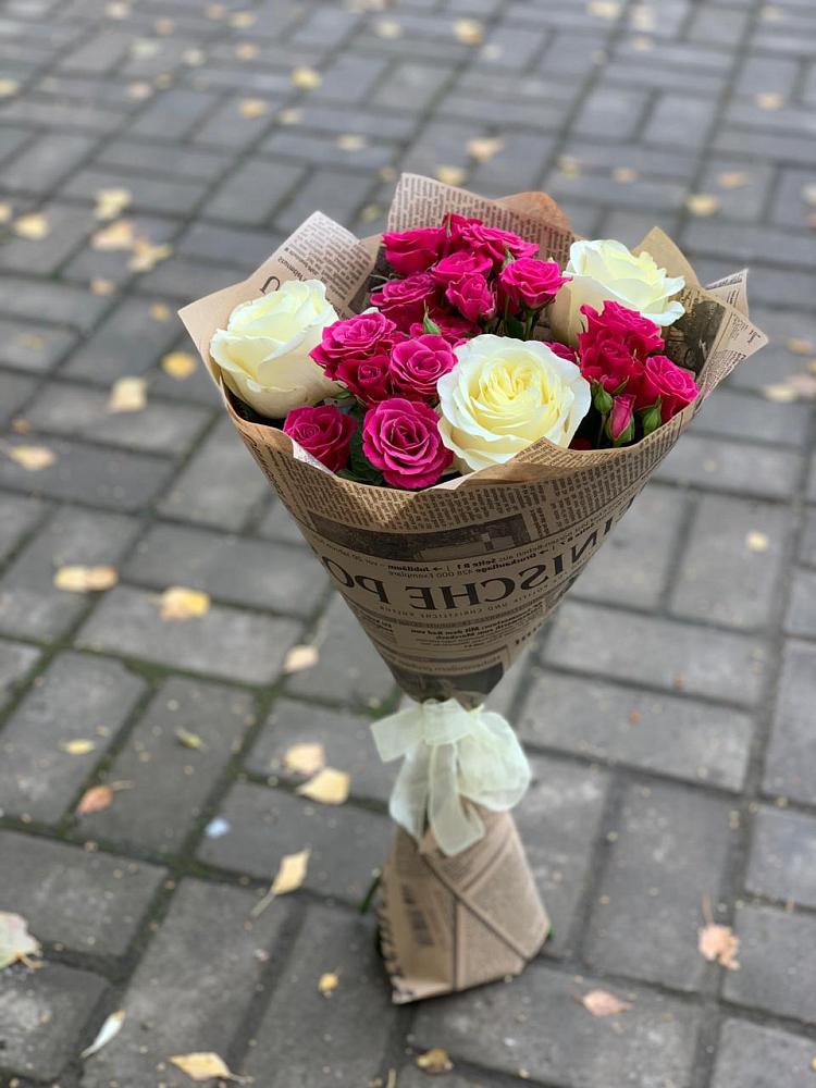 Букет цветов из: Розы в Тирлянский