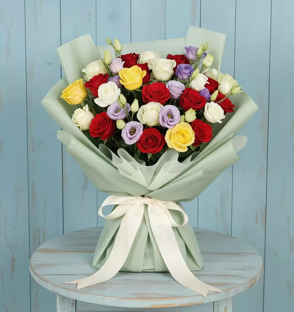 Букет цветов из: Розы в Тирлянский