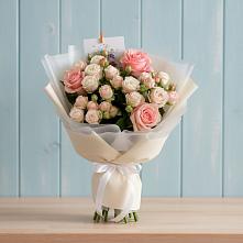 Букет цветов из:  Розы #REPLACE_PRED# Тирлянский