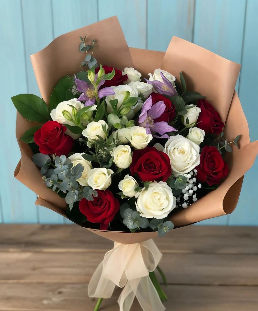 Букет цветов из: Розы и Альстромерии в Тирлянский