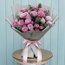 Букет цветов из:  Розы #REPLACE_PRED# Тирлянский